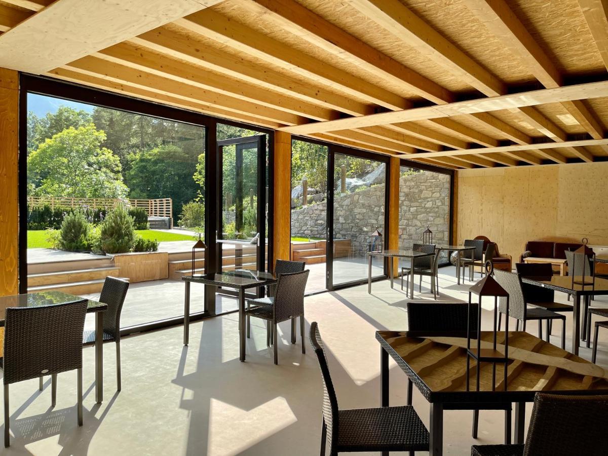 Silou Retreat Hotel Champdepraz Eksteriør billede