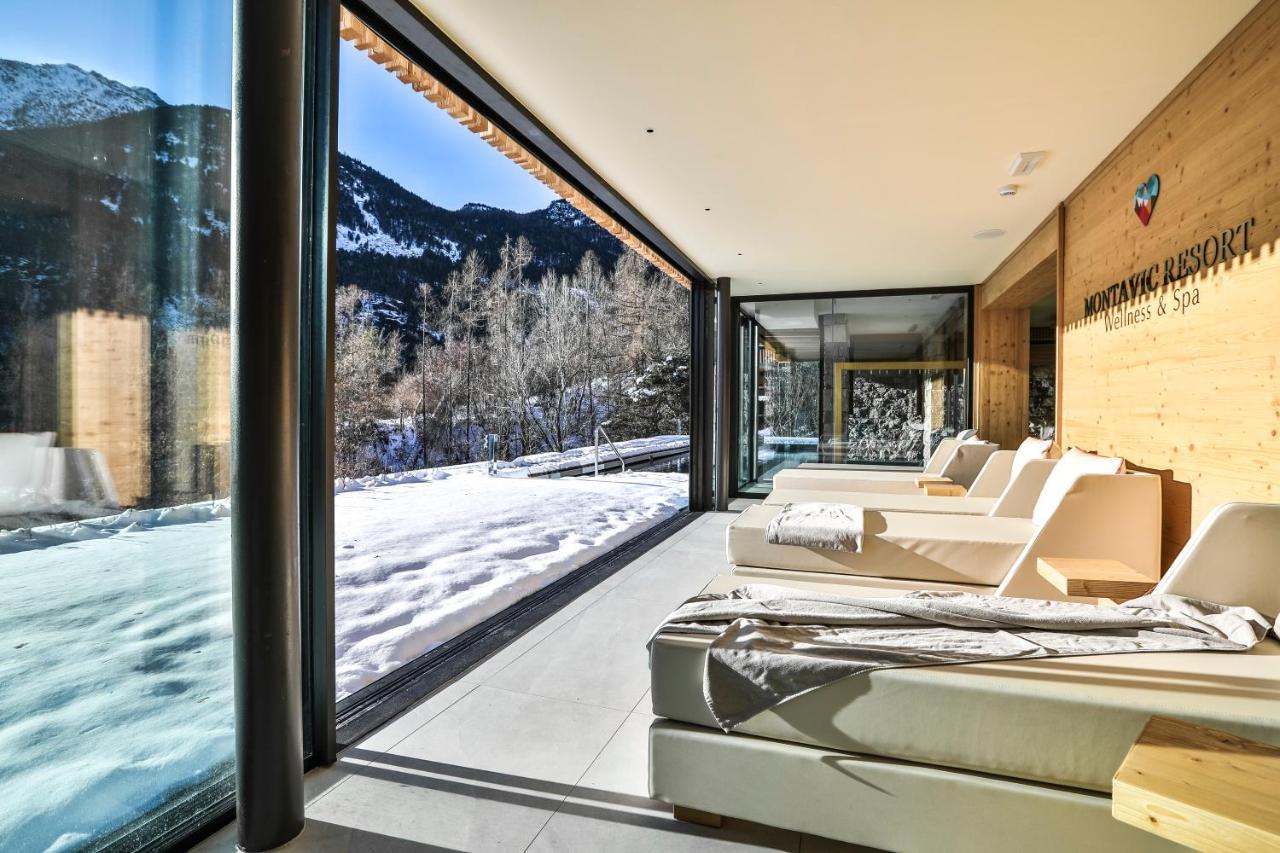 Silou Retreat Hotel Champdepraz Eksteriør billede